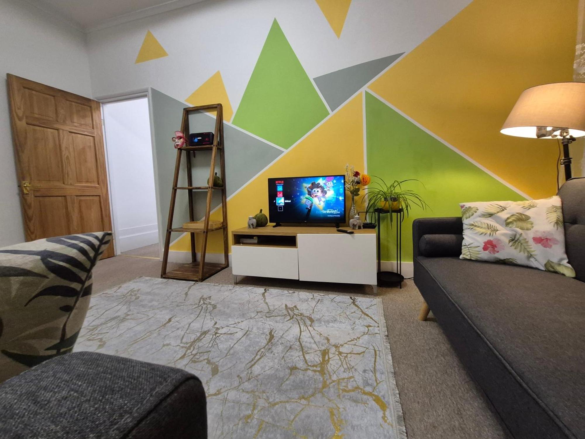Stylish And Bright Flat In London N8 Turnpike Lane - Piccadilly Line Lejlighed Eksteriør billede