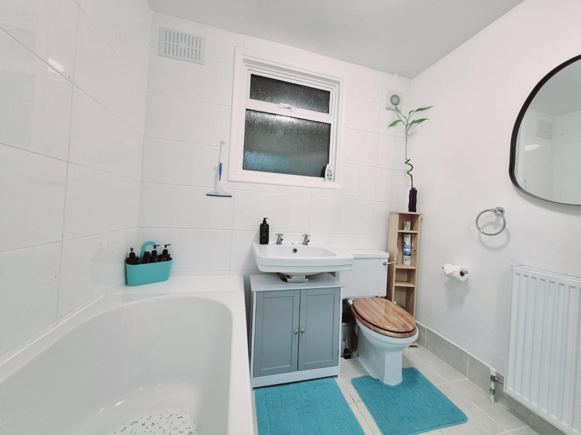 Stylish And Bright Flat In London N8 Turnpike Lane - Piccadilly Line Lejlighed Eksteriør billede